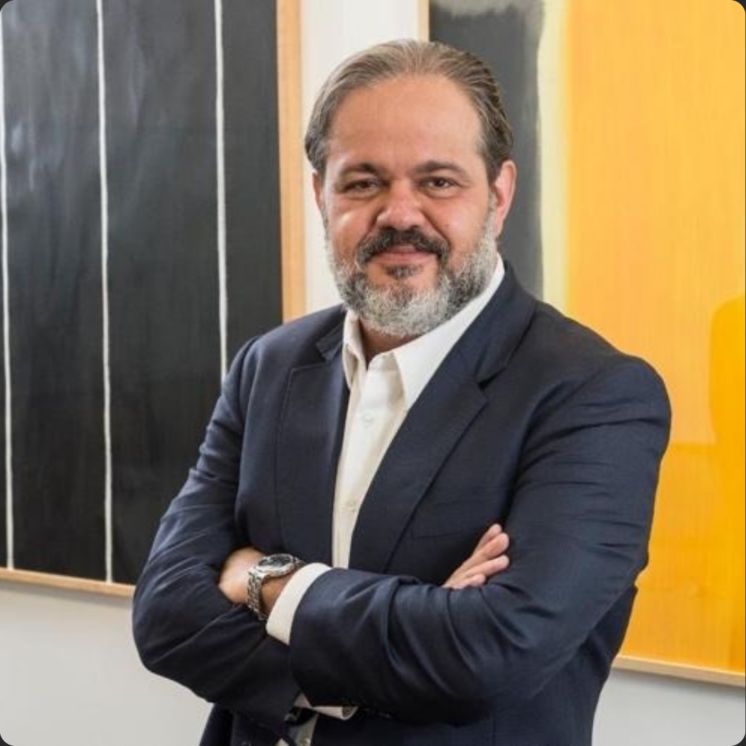 Dr. Valter Lobato